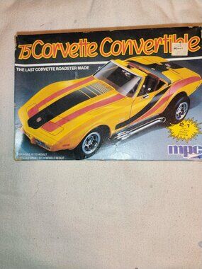 1975 Corvette convertible model kit